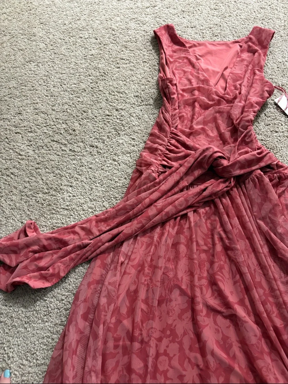 Abercrombie & Fitch Sleeveless V-Neck Maxi Dress in Rose Pink